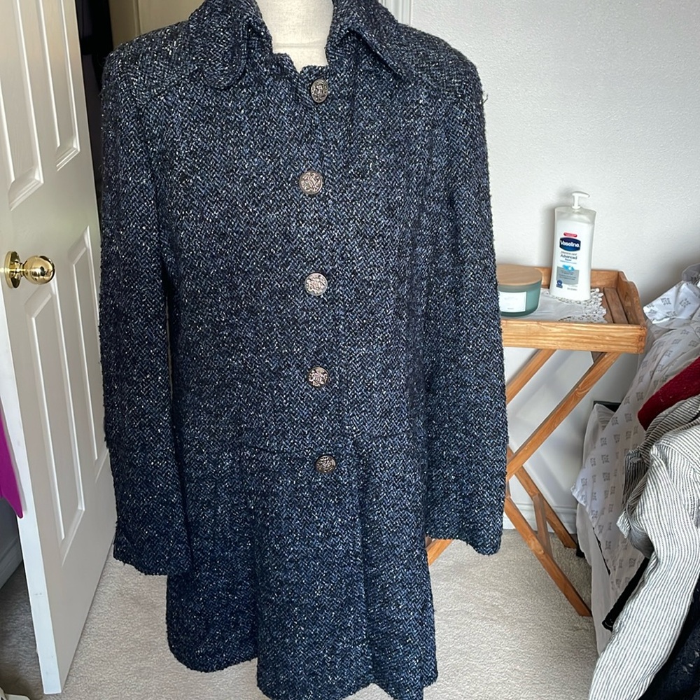 Warm wool coat by Guess - size XL